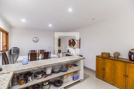 Casa à venda com 160m², 3 quartos e 2 vagas Casa à venda com 160m², 3 quartos e 2 vagasCozinha