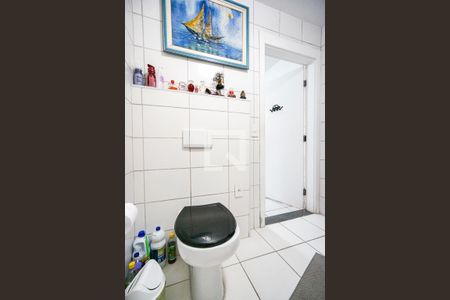 Apartamento à venda com 50m², 2 quartos e 1 vaga Apartamento à venda com 50m², 2 quartos e 1 vagaBanheiro