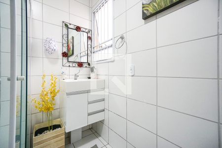 Apartamento à venda com 50m², 2 quartos e 1 vaga Apartamento à venda com 50m², 2 quartos e 1 vagaBanheiro