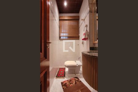 Apartamento à venda com 330m², 3 quartos e 5 vagasLavabo