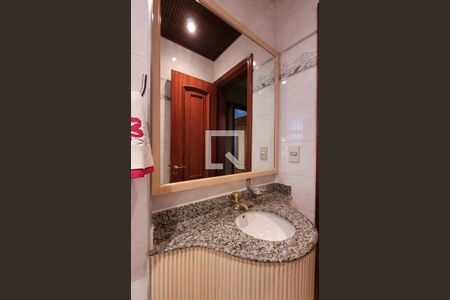 Apartamento à venda com 330m², 3 quartos e 5 vagasLavabo