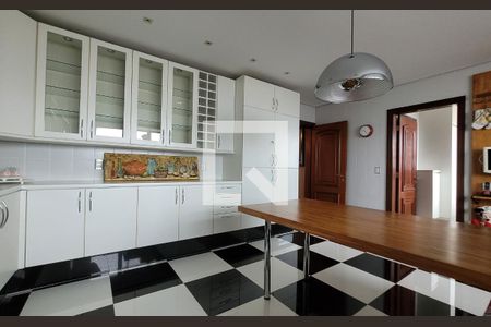 Apartamento à venda com 330m², 3 quartos e 5 vagasCozinha