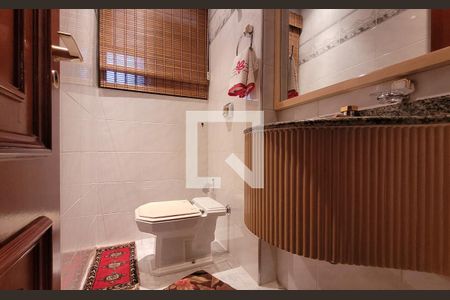 Apartamento à venda com 330m², 3 quartos e 5 vagasLavabo