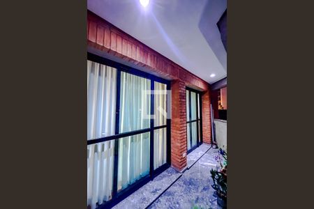 Apartamento à venda com 241m², 4 quartos e 4 vagasVaranda