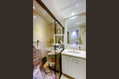 Apartamento à venda com 241m², 4 quartos e 4 vagasBanheiro da Suíte 2