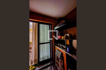 Apartamento à venda com 241m², 4 quartos e 4 vagasVaranda