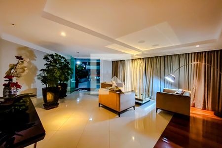 Apartamento à venda com 241m², 4 quartos e 4 vagasÁrea comum