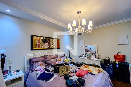 Apartamento à venda com 241m², 4 quartos e 4 vagasQuarto 4 - Suíte