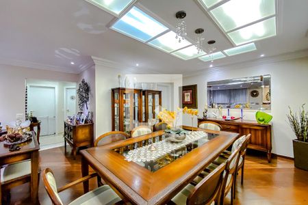 Sala de apartamento à venda com 4 quartos, 241m² em Tatuapé, São Paulo