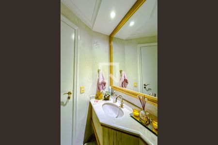 Apartamento à venda com 241m², 4 quartos e 4 vagasLavabo