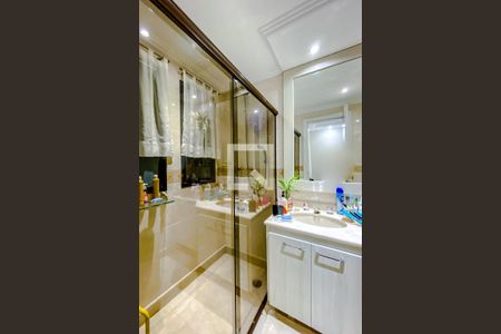 Apartamento à venda com 241m², 4 quartos e 4 vagasBanheiro da Suíte 1