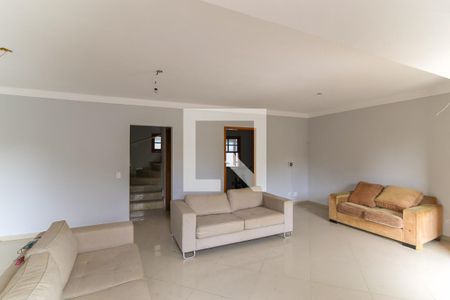 Sala de casa à venda com 4 quartos, 217m² em Vila Sonia, São Paulo