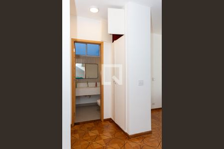 Casa à venda com 334m², 3 quartos e 3 vagasLavabo