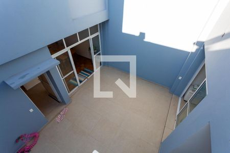 Casa à venda com 334m², 3 quartos e 3 vagasQuintal
