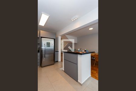 Casa à venda com 334m², 3 quartos e 3 vagasCozinha