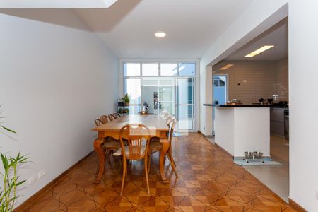 Sala e Cozinha de casa à venda com 3 quartos, 334m² em Vila Monumento, São Paulo