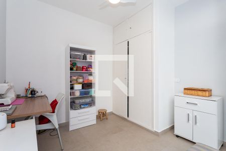 Casa à venda com 334m², 3 quartos e 3 vagasQuarto 1 - Edícula