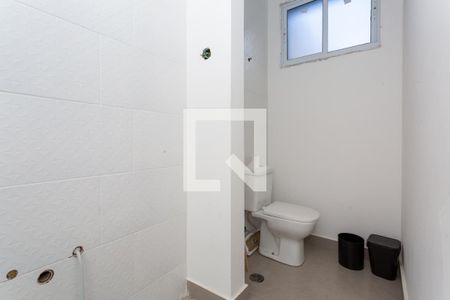 Casa à venda com 334m², 3 quartos e 3 vagasBanheiro Quarto 2 - Edícula