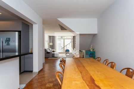 Sala e Cozinha de casa à venda com 3 quartos, 334m² em Vila Monumento, São Paulo