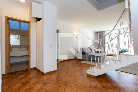 Sala e Lavabo de casa à venda com 3 quartos, 334m² em Vila Monumento, São Paulo