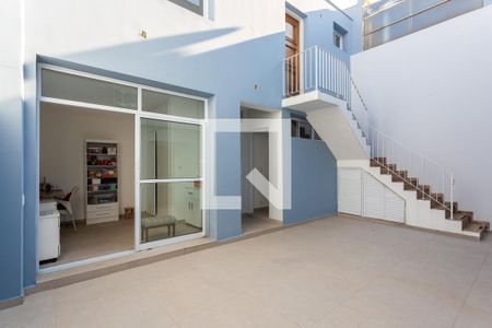 Casa à venda com 334m², 3 quartos e 3 vagasQuintal e Edícula
