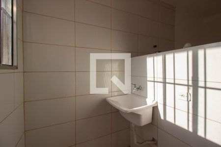 Cozinha e Área de Serviço de casa para alugar com 1 quarto, 35m² em Itaquera, São Paulo