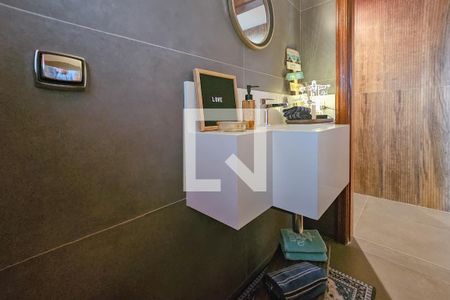 Apartamento para alugar com 220m², 5 quartos e 2 vagasBanheiro