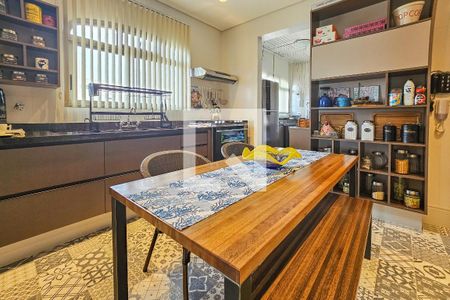 Apartamento para alugar com 220m², 5 quartos e 2 vagasCozinha