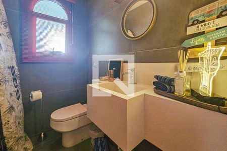 Apartamento para alugar com 220m², 5 quartos e 2 vagasBanheiro