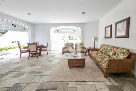 Apartamento para alugar com 220m², 5 quartos e 2 vagasÁrea de Lazer 