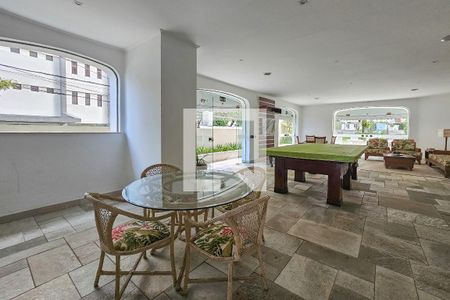 Apartamento para alugar com 220m², 5 quartos e 2 vagasÁrea de Lazer 