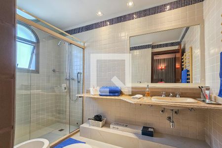 Apartamento para alugar com 220m², 5 quartos e 2 vagasBanheiro da Suíte 2