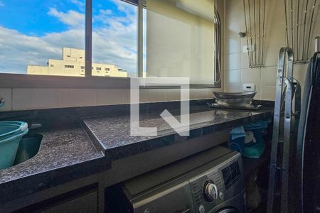 Apartamento para alugar com 220m², 5 quartos e 2 vagasÁrea de serviço 