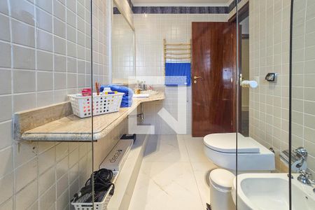 Apartamento para alugar com 220m², 5 quartos e 2 vagasBanheiro da Suíte 2