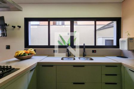 Casa à venda com 370m², 4 quartos e 4 vagasCozinha