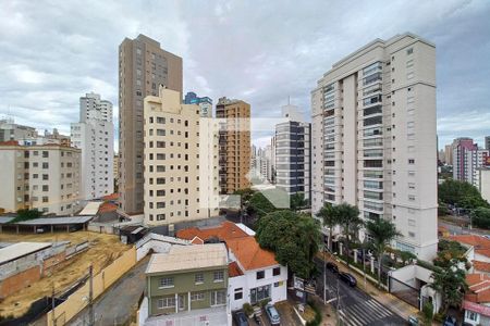 Vista do Quarto  de apartamento para alugar com 1 quarto, 40m² em Cambuí, Campinas