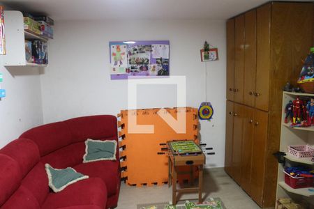 Casa à venda com 191m², 3 quartos e 3 vagasEscritório