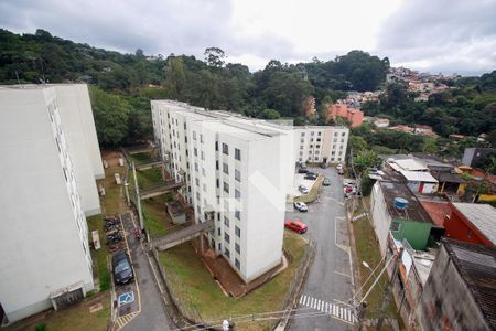 Vista Quarto 1 de apartamento à venda com 2 quartos, 52m² em Jardim Mirna, Taboão da Serra