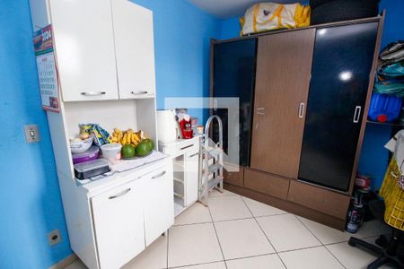 Quarto 2 de apartamento à venda com 2 quartos, 52m² em Jardim Mirna, Taboão da Serra