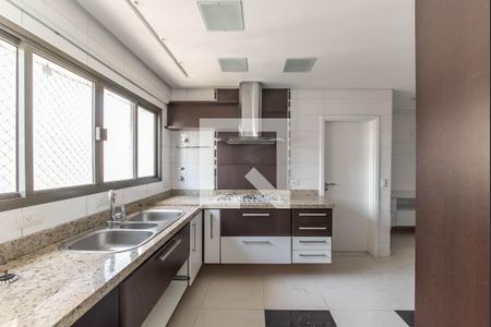 Apartamento à venda com 214m², 3 quartos e 3 vagasCozinha