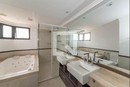 Apartamento à venda com 214m², 3 quartos e 3 vagasBanheiro da Suíte Master