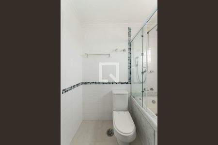 Apartamento à venda com 214m², 3 quartos e 3 vagasBanheiro da Suíte 1