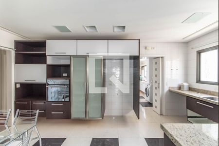 Apartamento à venda com 214m², 3 quartos e 3 vagasCozinha