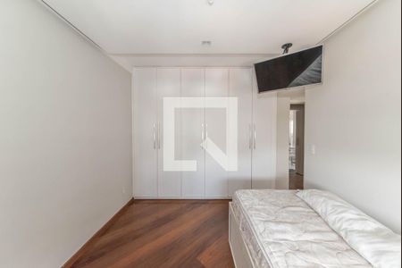 Apartamento à venda com 214m², 3 quartos e 3 vagasSuíte 2