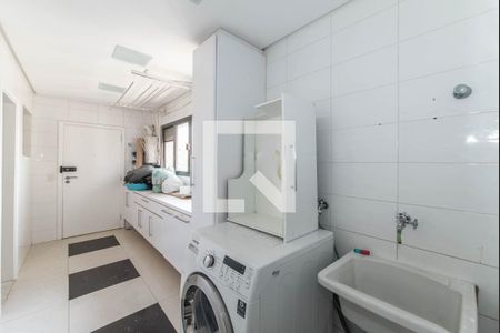 Apartamento à venda com 214m², 3 quartos e 3 vagasÁrea de Serviço