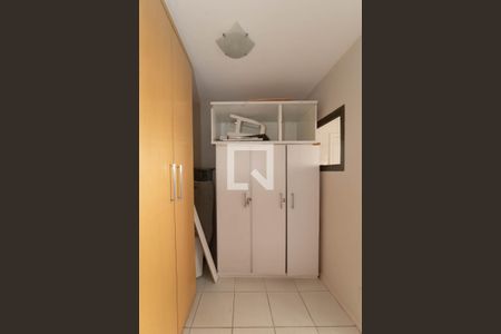 Apartamento à venda com 214m², 3 quartos e 3 vagasÁrea de Serviço - Quarto