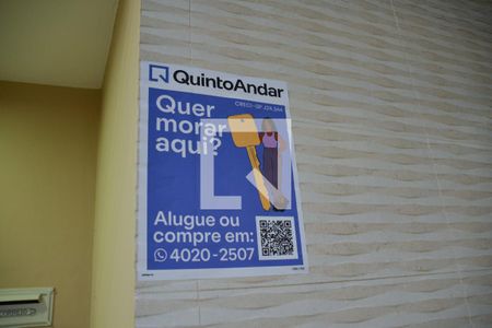 Casa à venda com 237m², 3 quartos e 3 vagas Casa à venda com 237m², 3 quartos e 3 vagasPlaquinha