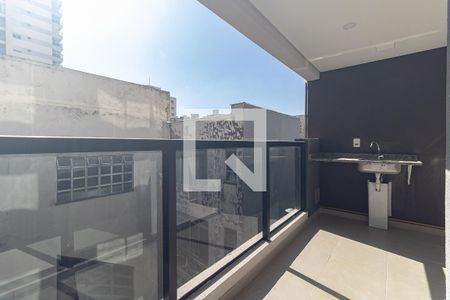 Varanda da Sala de apartamento para alugar com 2 quartos, 56m² em Aclimação, São Paulo