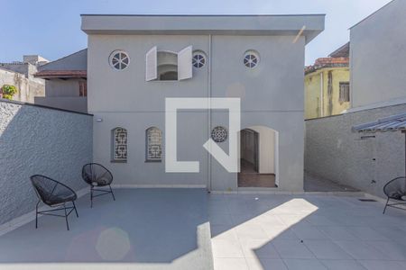 Casa à venda com 270m², 3 quartos e 3 vagasQuintal