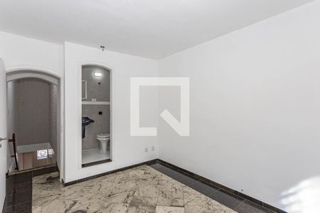 Casa à venda com 270m², 3 quartos e 3 vagasSuíte 3